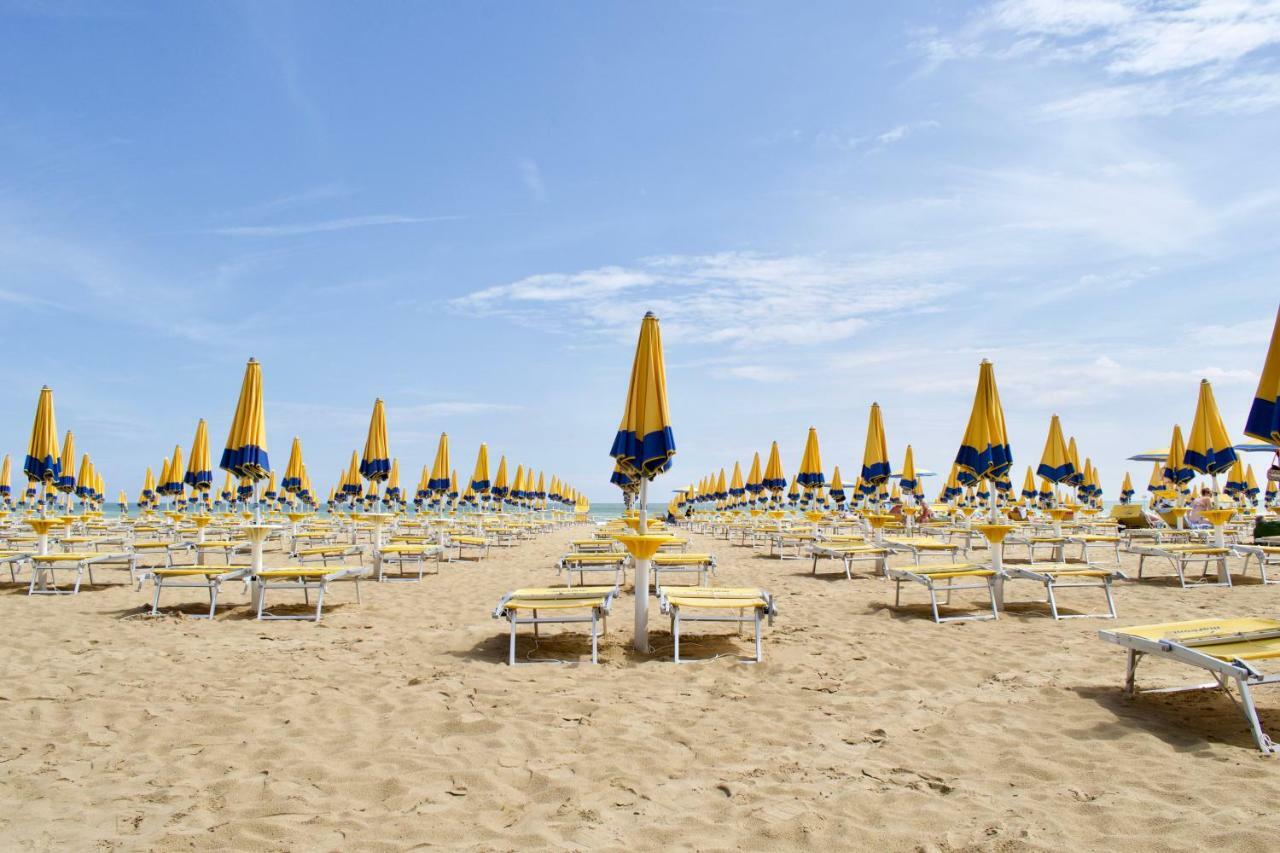 Appartamento Dalmazia 10 Lido di Jesolo Dış mekan fotoğraf