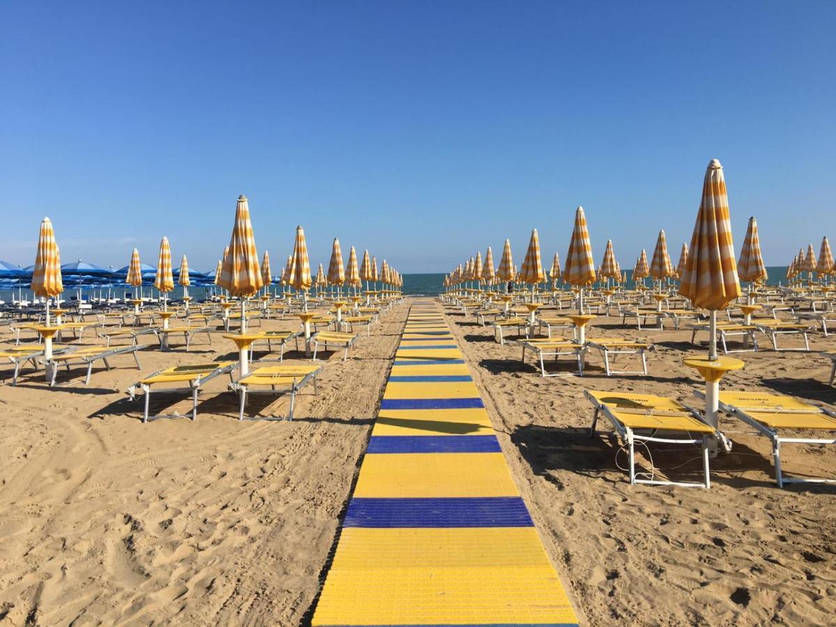 Appartamento Dalmazia 10 Lido di Jesolo Dış mekan fotoğraf